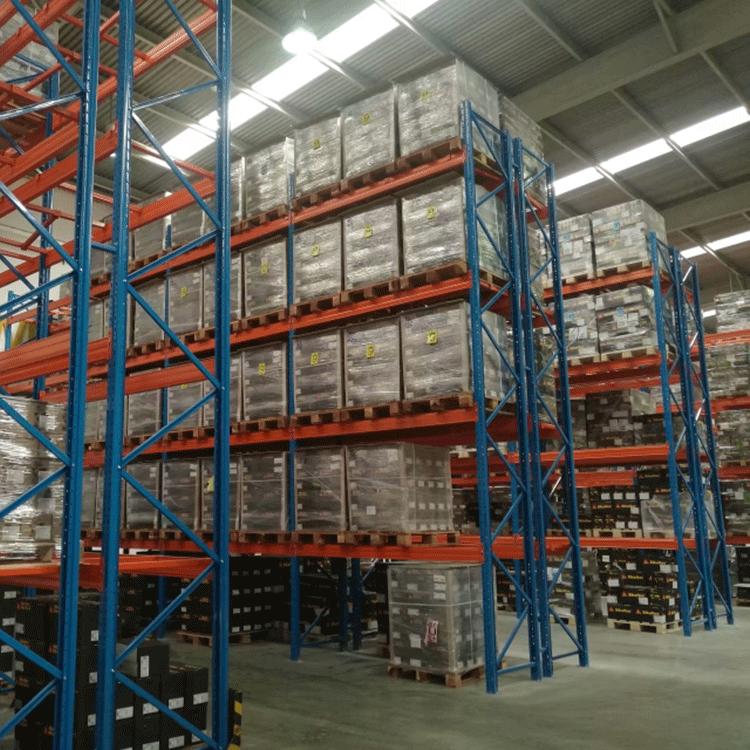 定制重型貨架要確定貨架橫梁上的托盤數